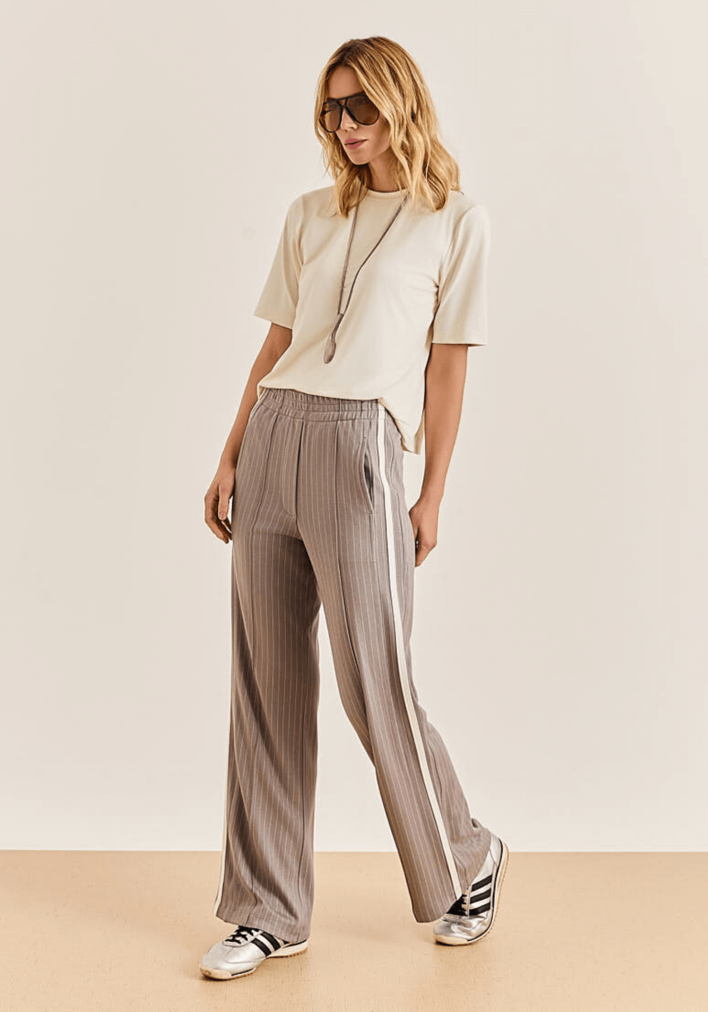 02 calca pantalona sport n rich cinza