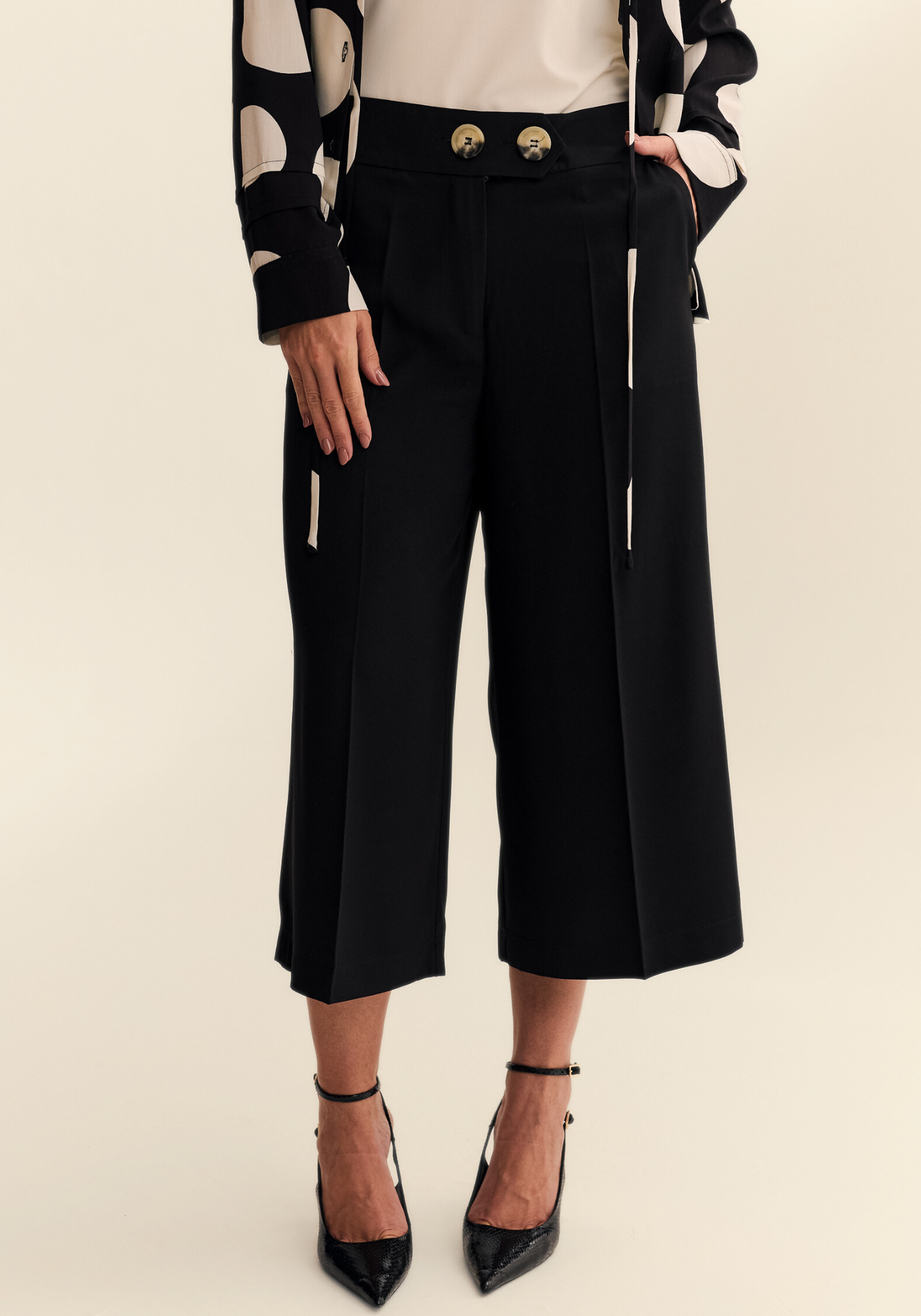 01 pantacourt wide leg gloria preto