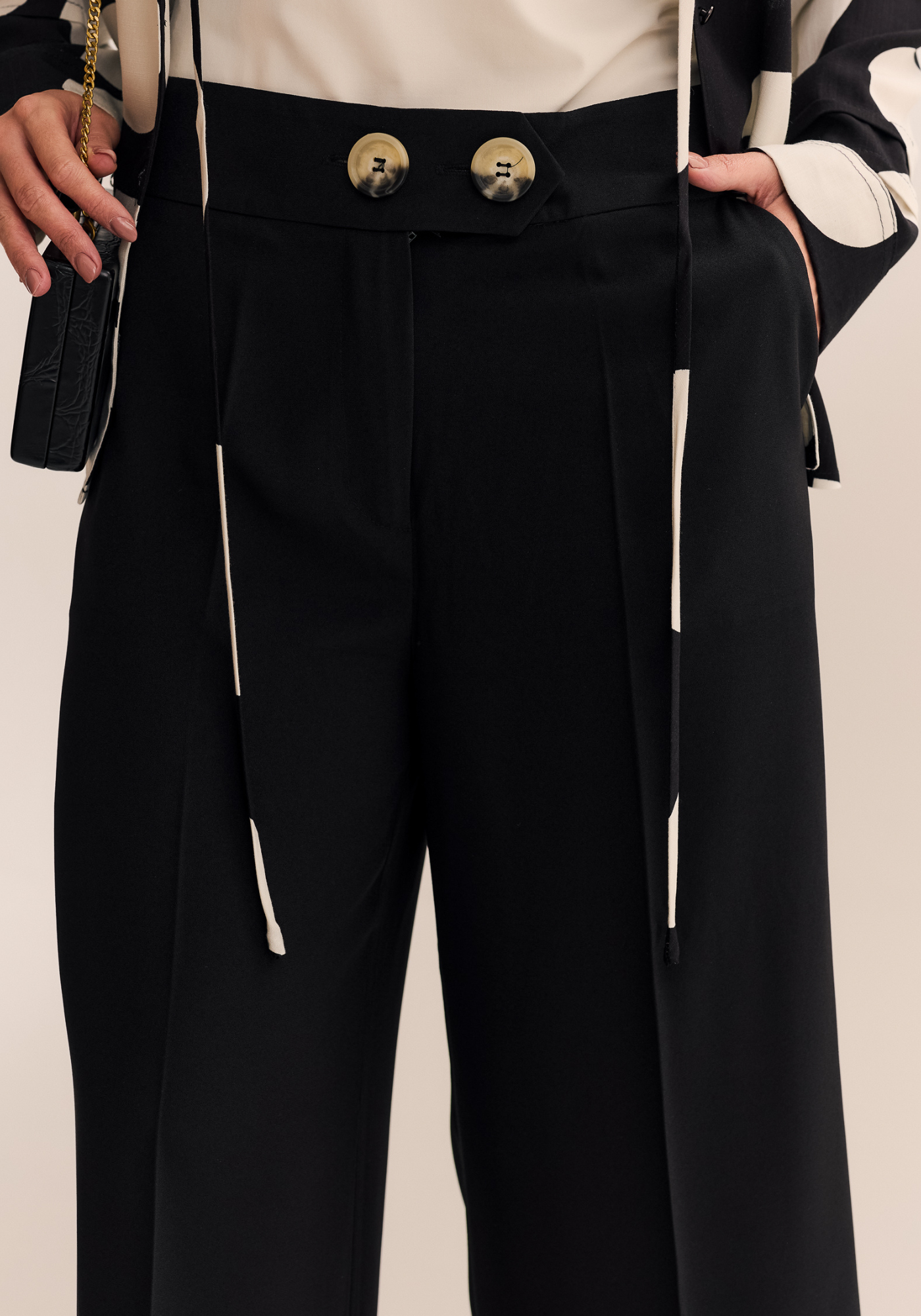 04 pantacourt wide leg gloria preto