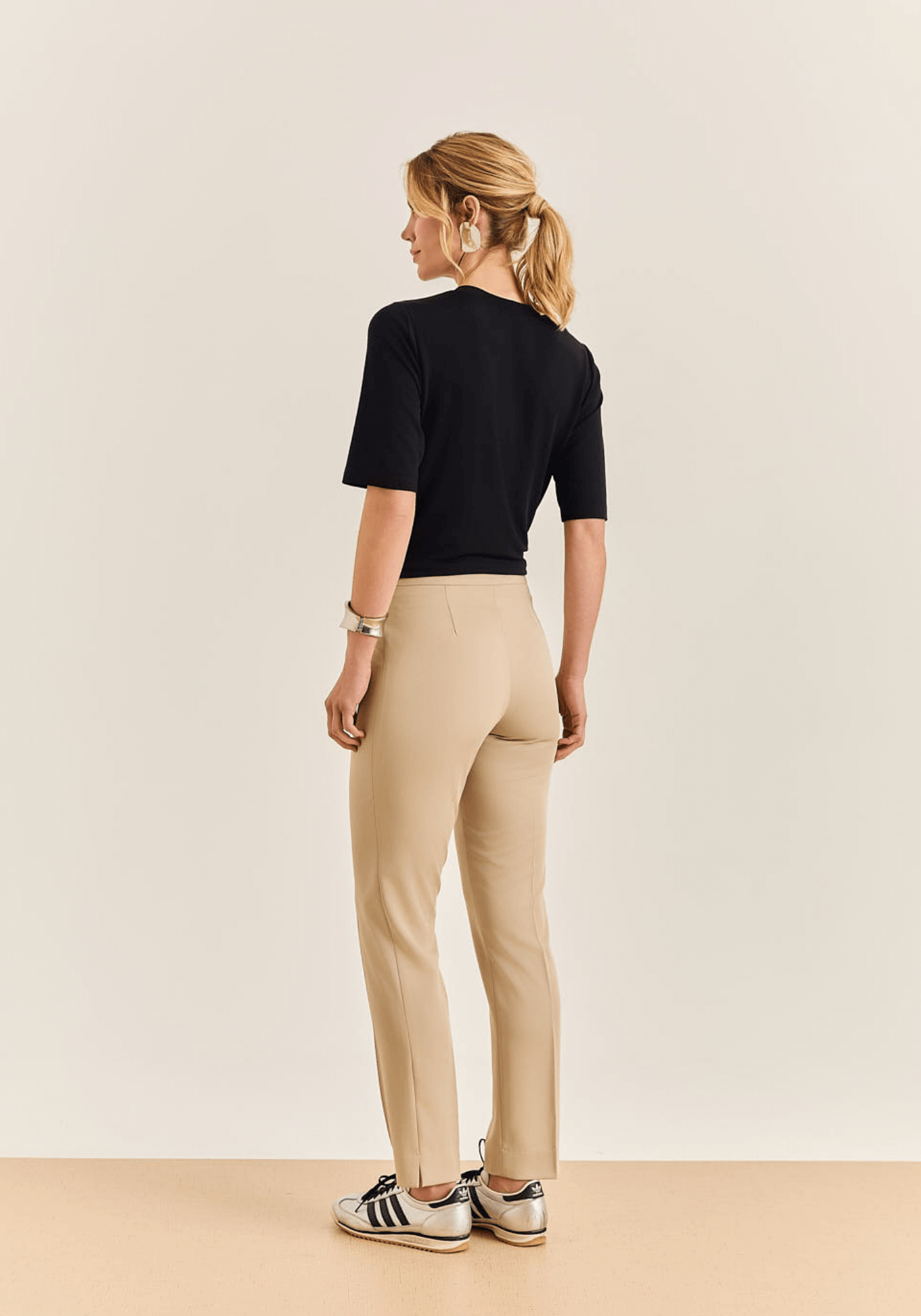 01 t shirt gola novel preto