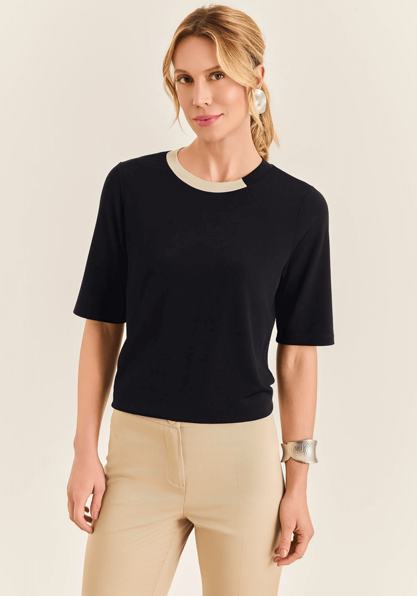 03 t shirt gola novel preto