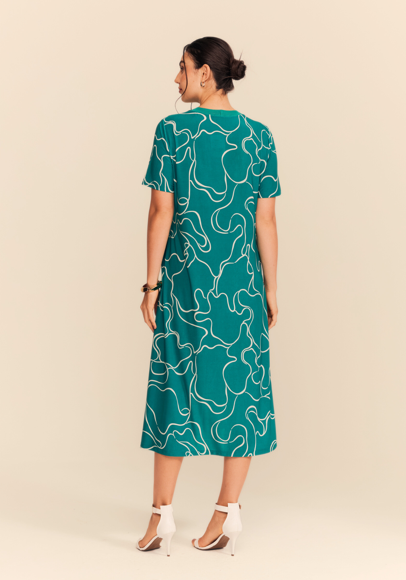 01 vestido malha estampado verde