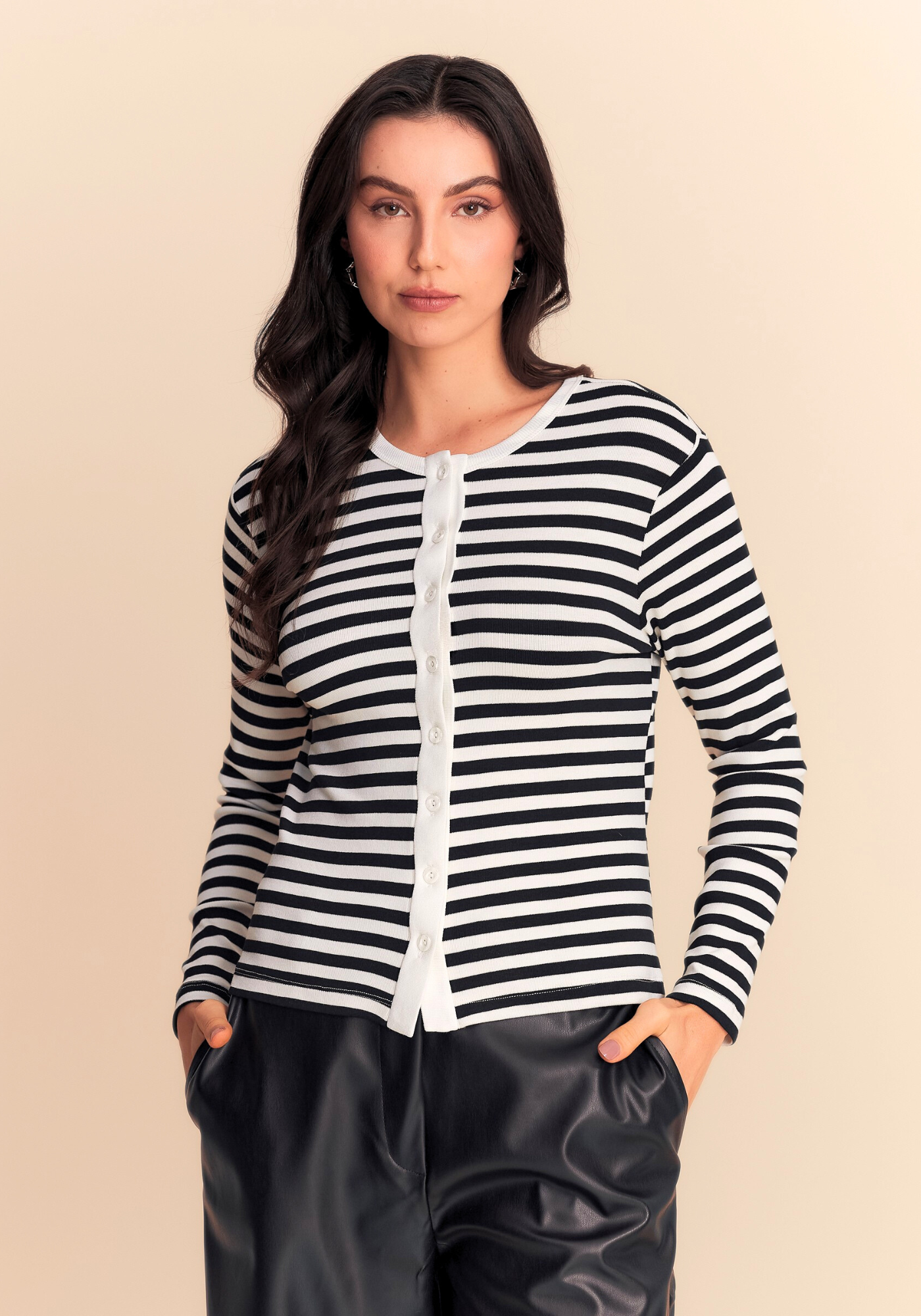 02 casaqueto listrado malha tricot preto