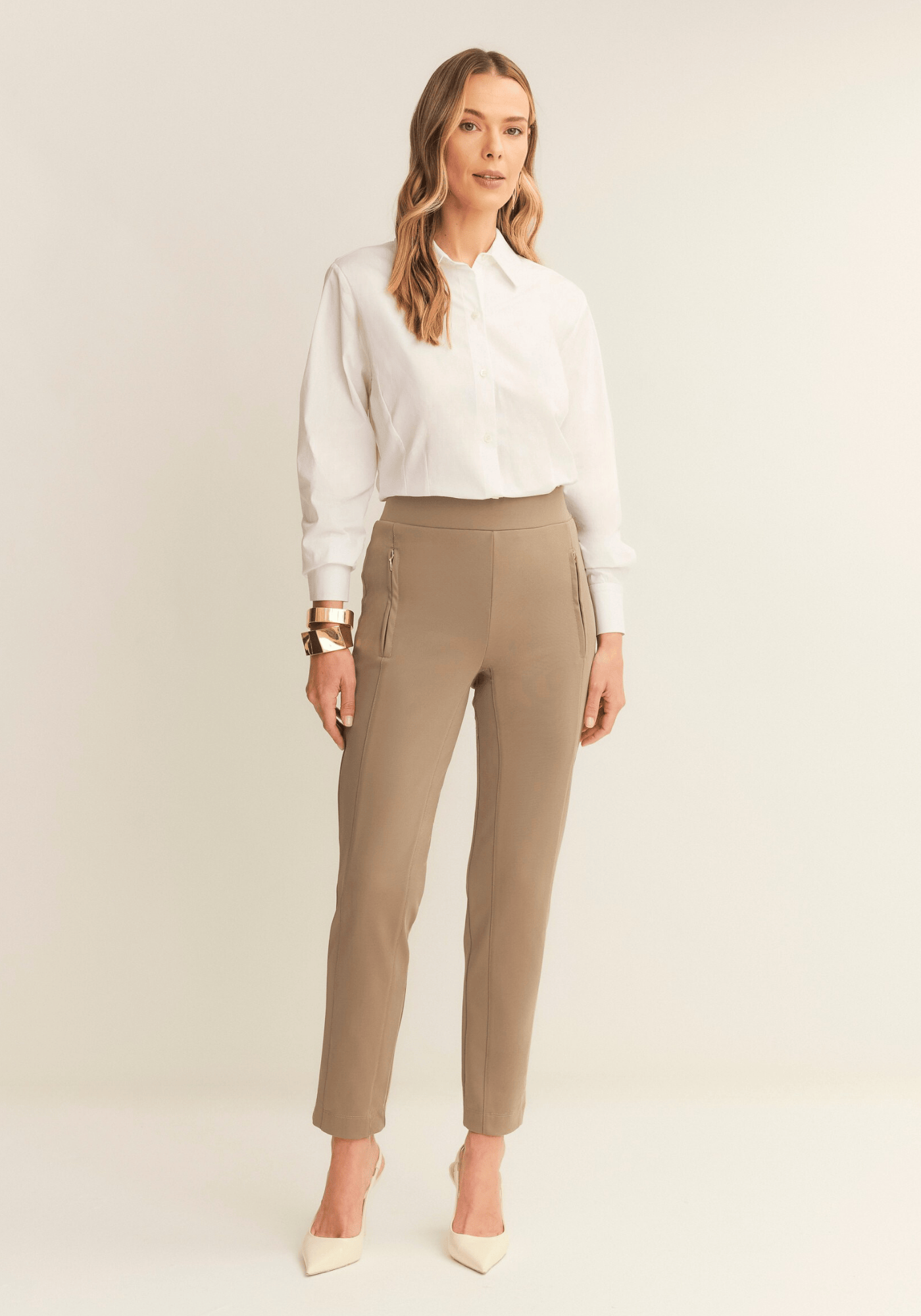 04 calca montaria com ziper bege