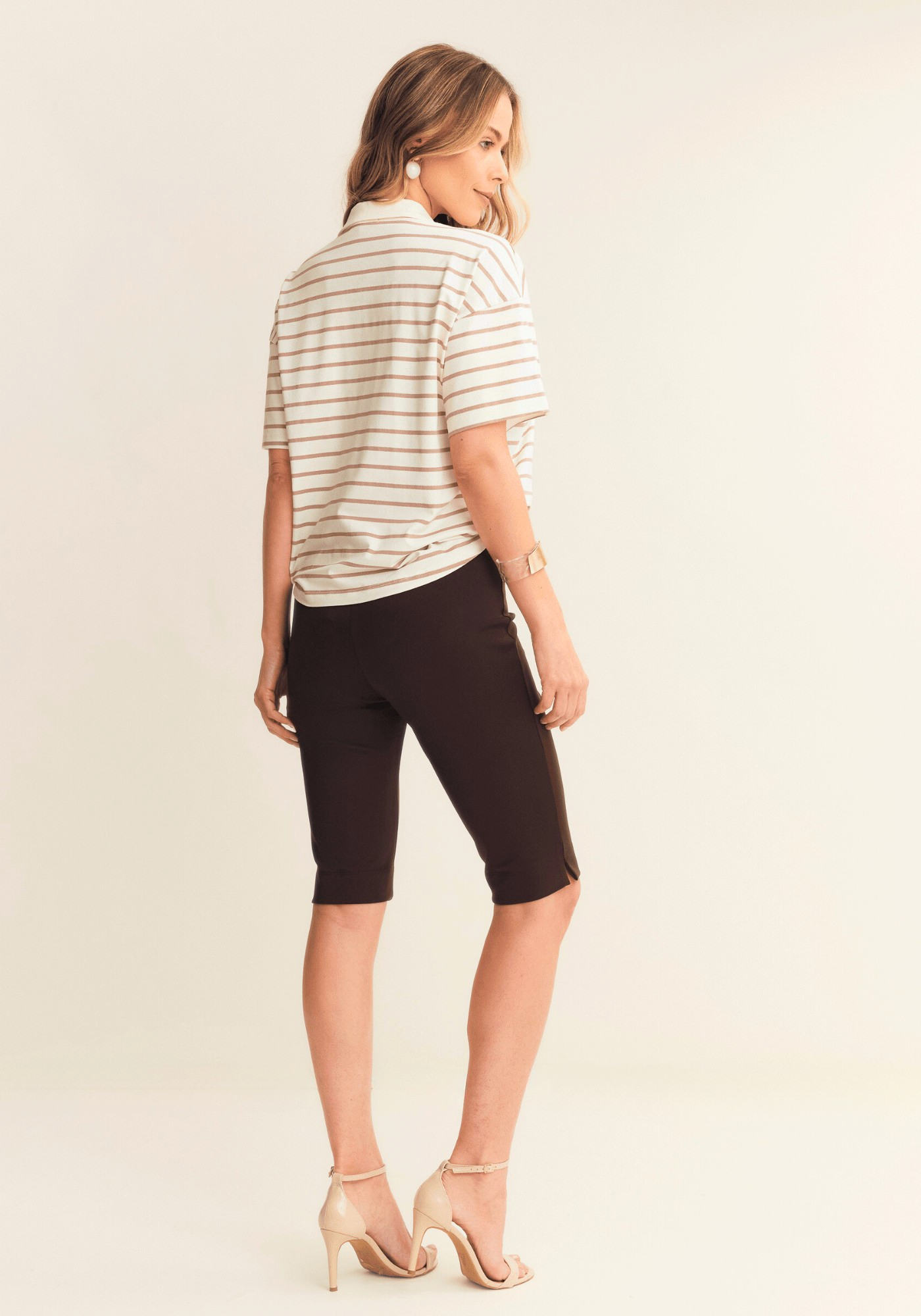 07 bermuda montaria tec elastico marrom