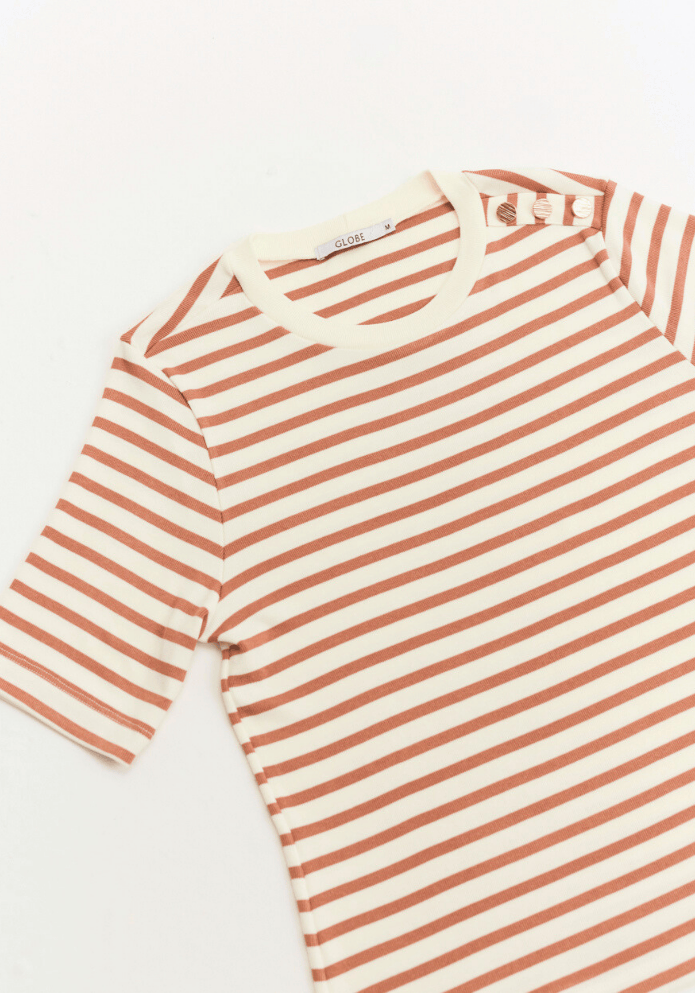 01 t shirts listras tricot botoes mocha