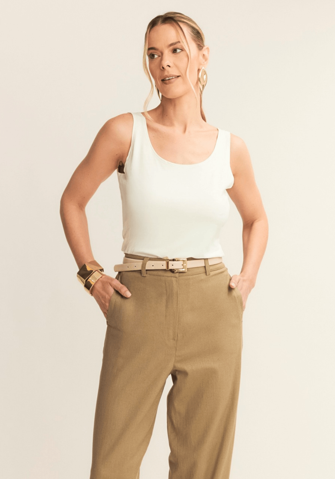 03 regata de malha basica off