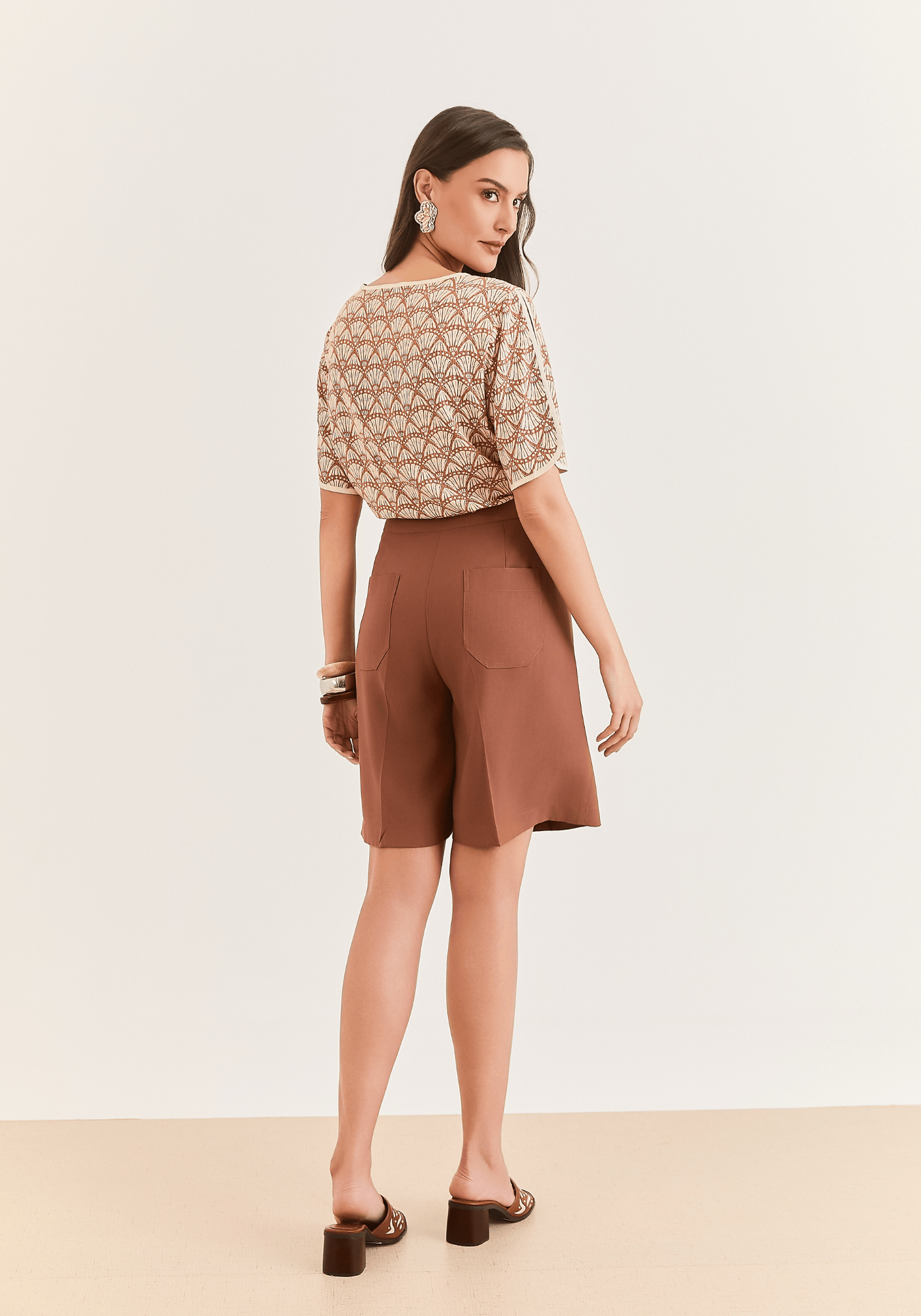 03 bermuda jobs mocha